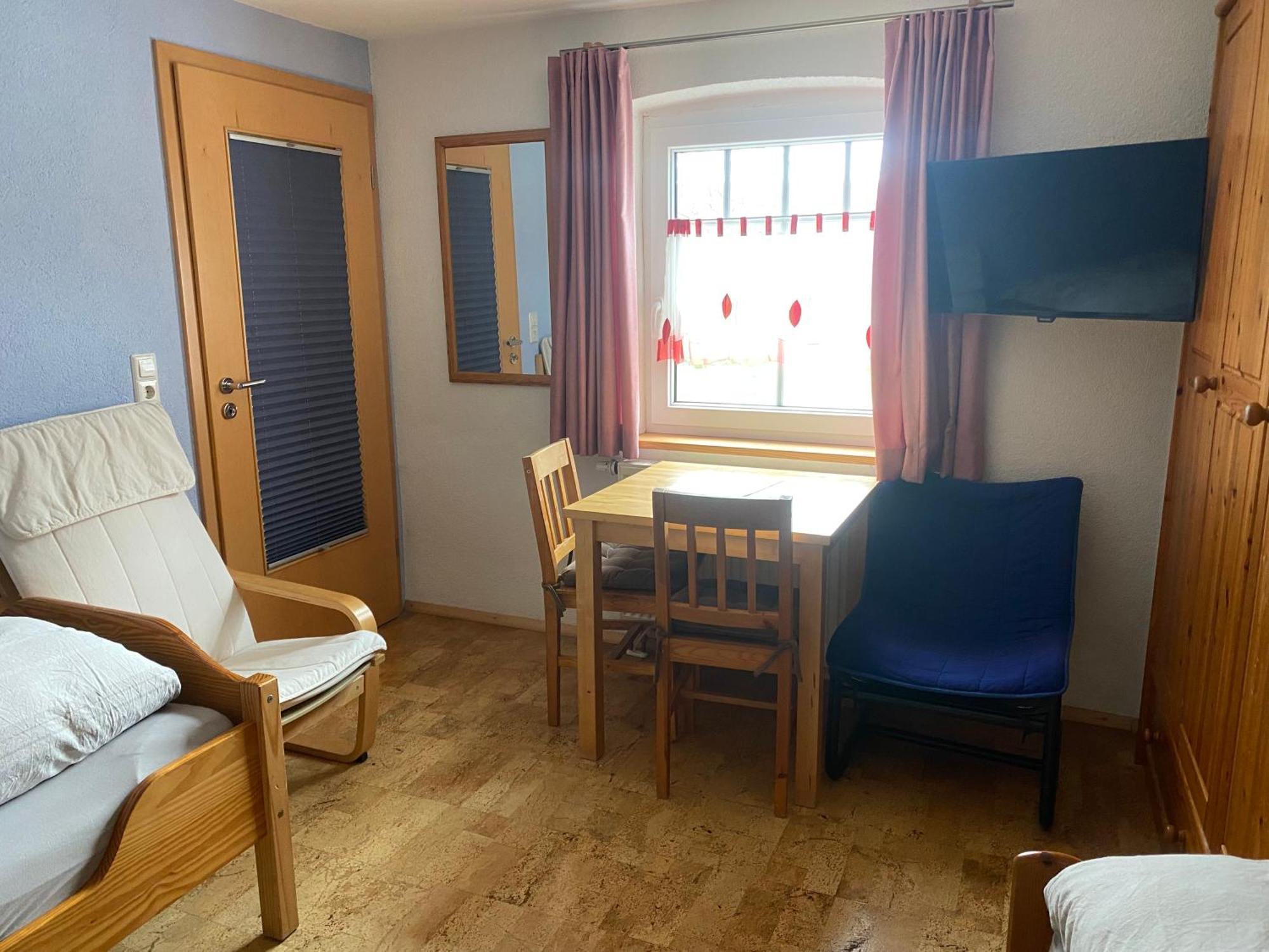 Ferienzimmer Oelhaf In Blau Self Check-in Mit Key-tresore *