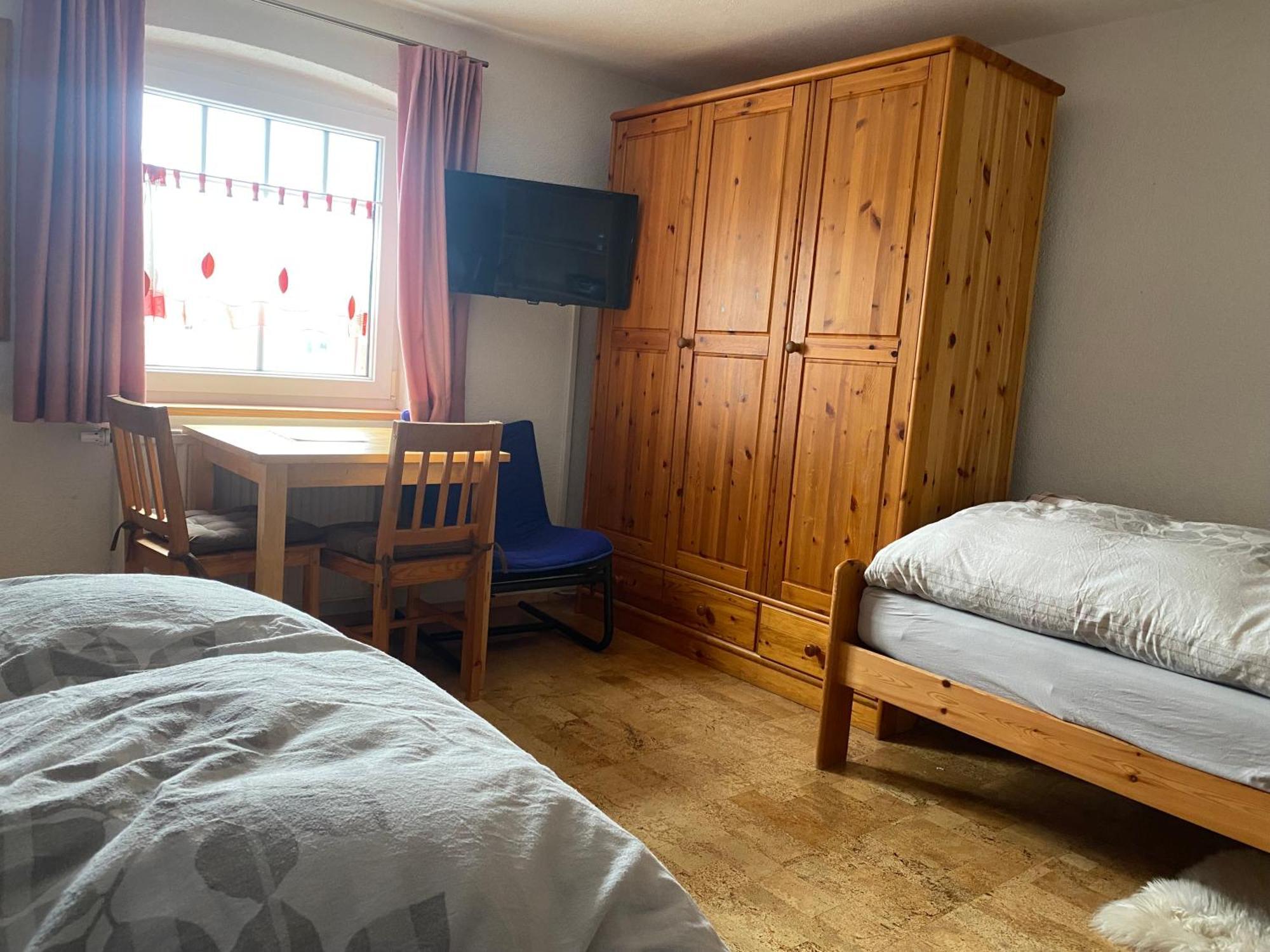 Ferienzimmer Oelhaf In Blau Self Check-in Mit Key-tresore