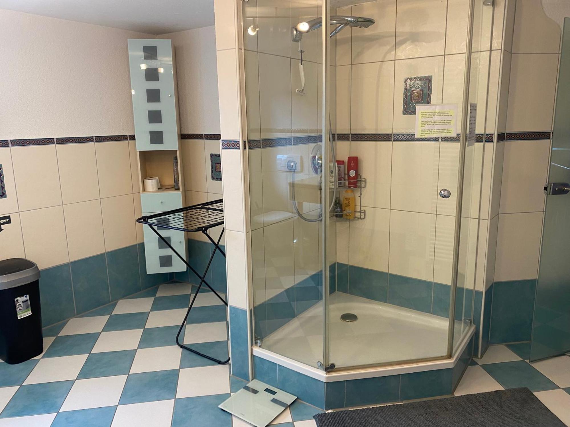Homestay Ferienzimmer Oelhaf In Blau Self Check-in Mit Key-tresore Wilhelmsdorf (Ravensburg)